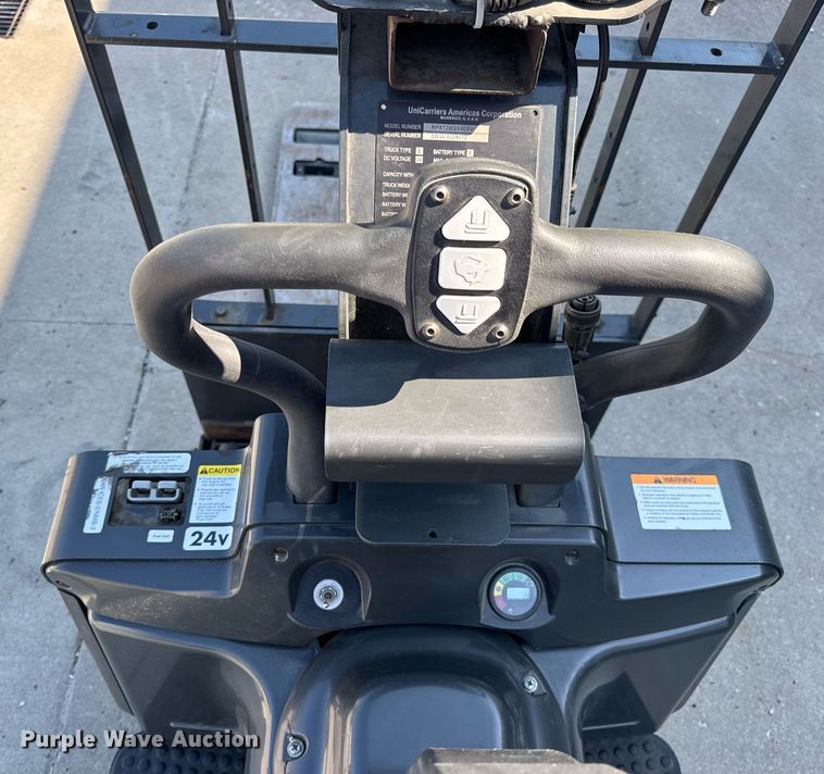 image for item EN4575 UniCarriers RPCT2W2G60BV pallet jack