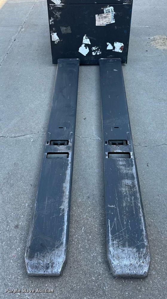 image for item EN4576 UniCarriers SPXT2W3G80BV pallet jack