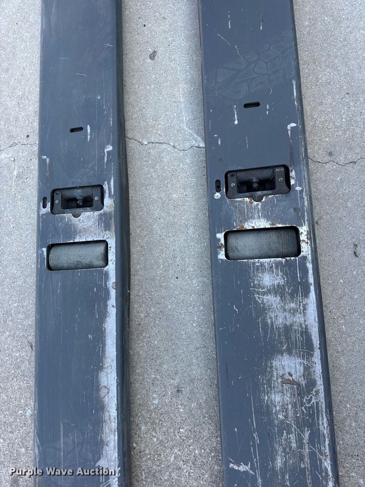 image for item EN4576 UniCarriers SPXT2W3G80BV pallet jack