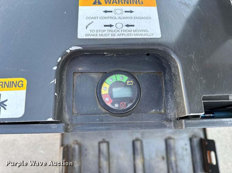 image for item EN4576 UniCarriers SPXT2W3G80BV pallet jack