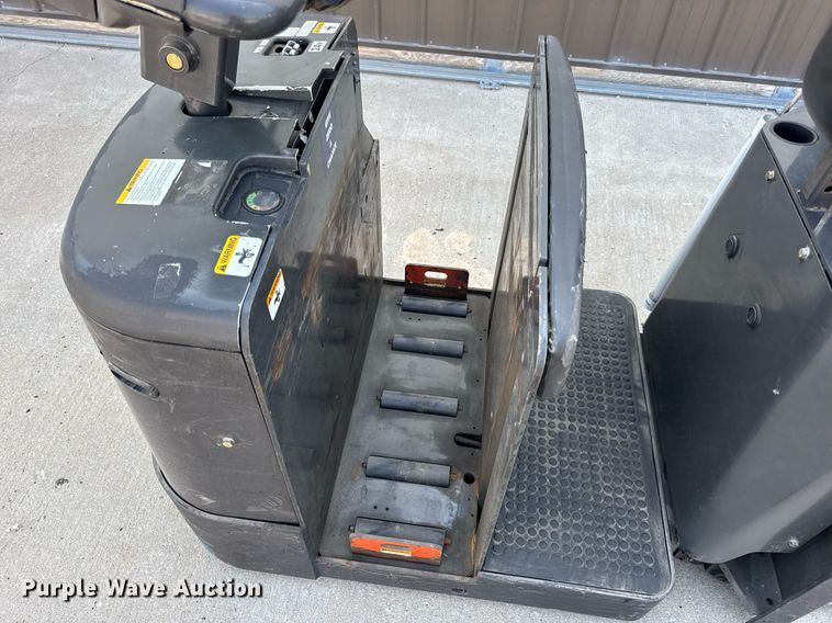 image for item EN4577 UniCarriers SPXT2W3G80BV pallet jack