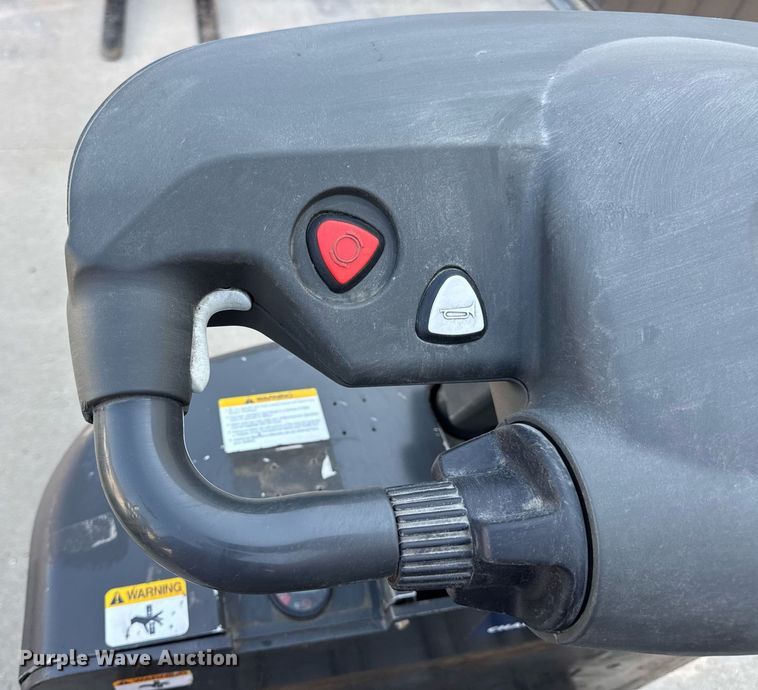 image for item EN4577 UniCarriers SPXT2W3G80BV pallet jack