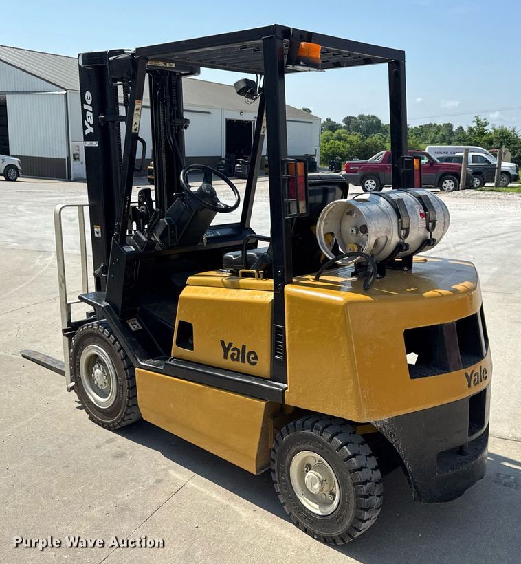 image for item EN4578 2022 Yale GLP050RGNUAE086 forklift