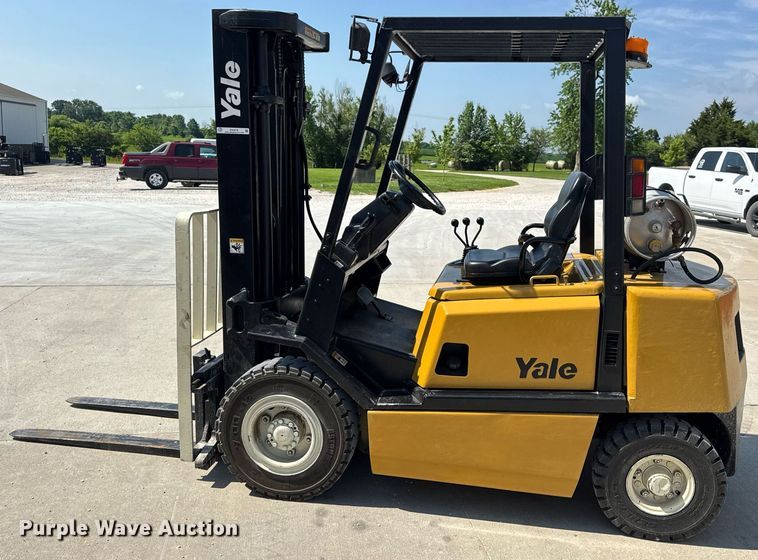 image for item EN4578 2022 Yale GLP050RGNUAE086 forklift