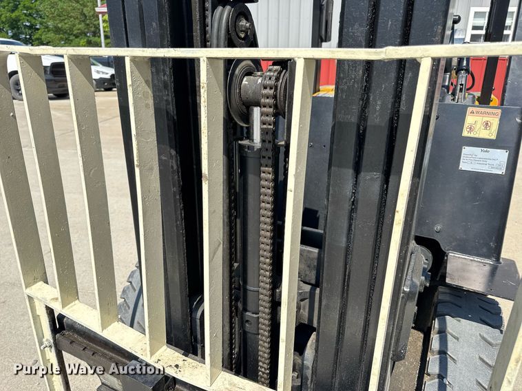 image for item EN4578 2022 Yale GLP050RGNUAE086 forklift
