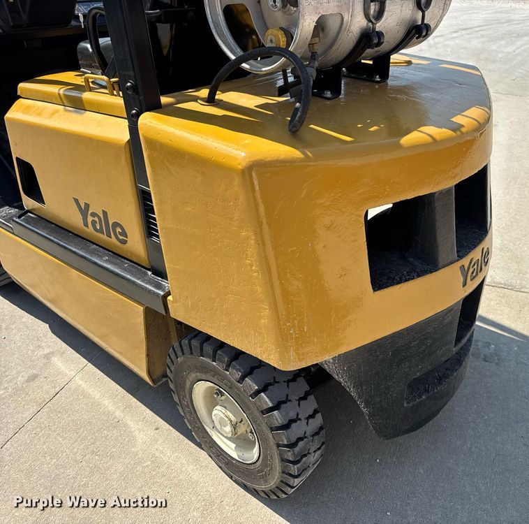 image for item EN4578 2022 Yale GLP050RGNUAE086 forklift