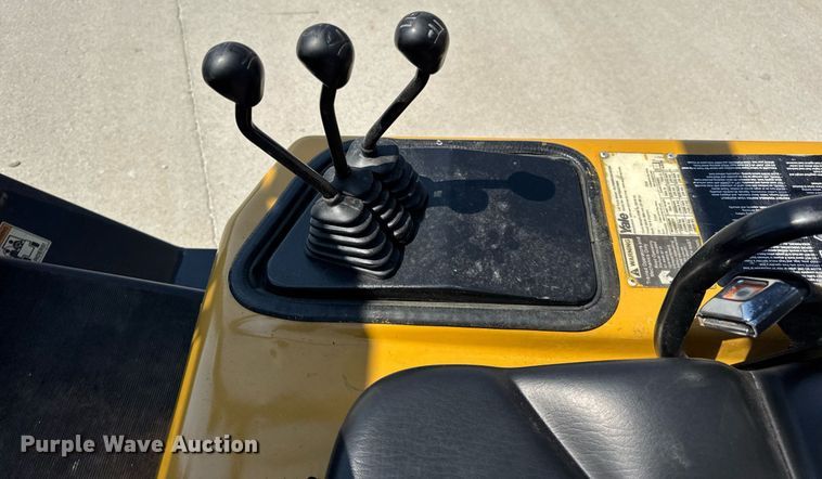 image for item EN4578 2022 Yale GLP050RGNUAE086 forklift