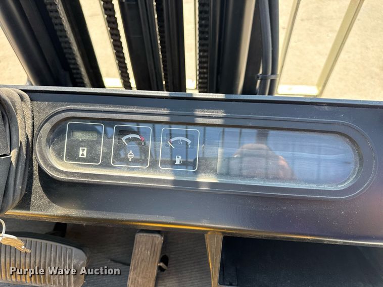 image for item EN4578 2022 Yale GLP050RGNUAE086 forklift