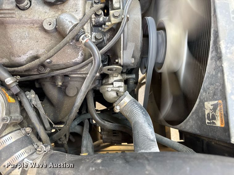 image for item EN4578 2022 Yale GLP050RGNUAE086 forklift