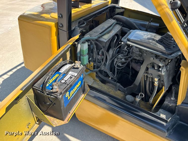 image for item EN4578 2022 Yale GLP050RGNUAE086 forklift