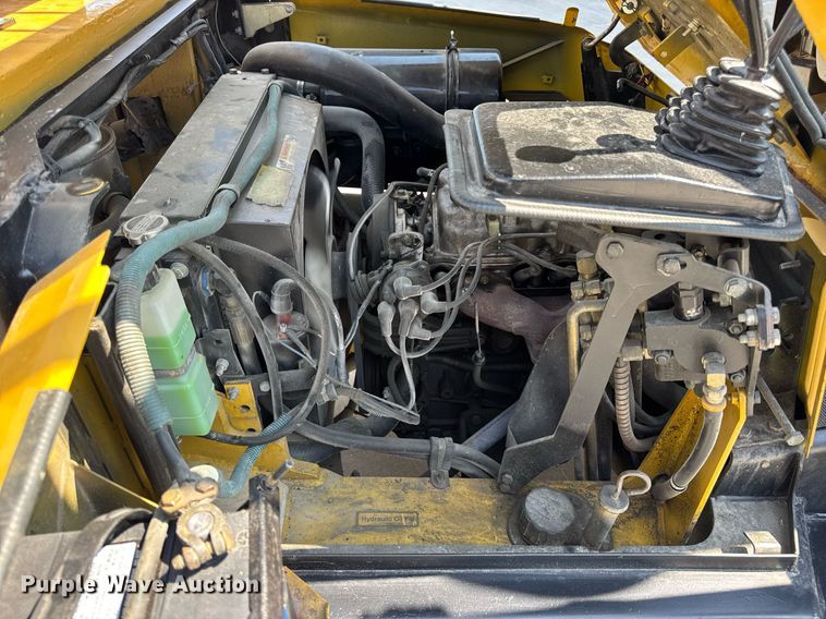 image for item EN4578 2022 Yale GLP050RGNUAE086 forklift