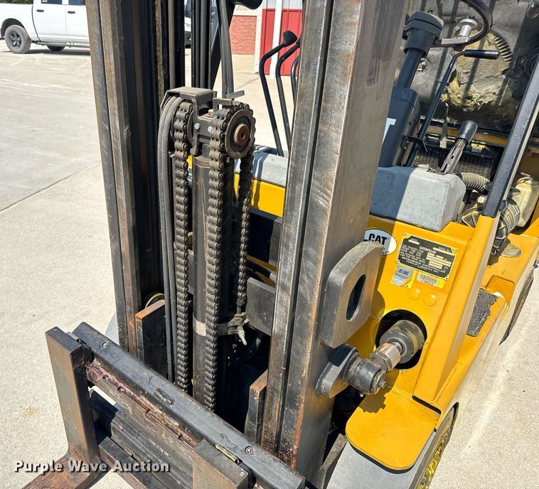 image for item EN4579 Caterpillar GC25 forklift