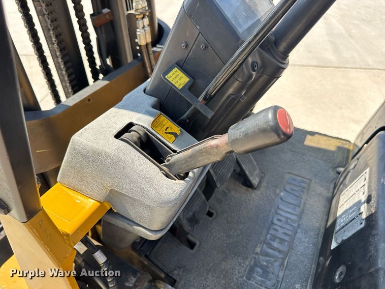 image for item EN4579 Caterpillar GC25 forklift