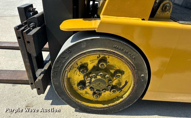 image for item EN4579 Caterpillar GC25 forklift