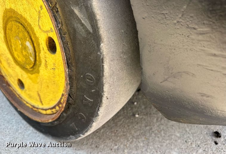 image for item EN4579 Caterpillar GC25 forklift