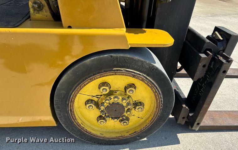 image for item EN4579 Caterpillar GC25 forklift