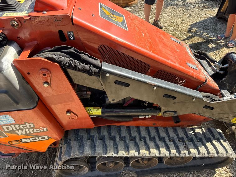 image for item EN4583 2018 Ditch Witch SK800 compact utility loader