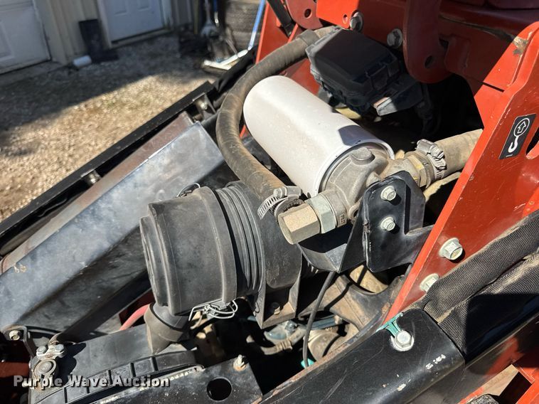 image for item EN4583 2018 Ditch Witch SK800 compact utility loader