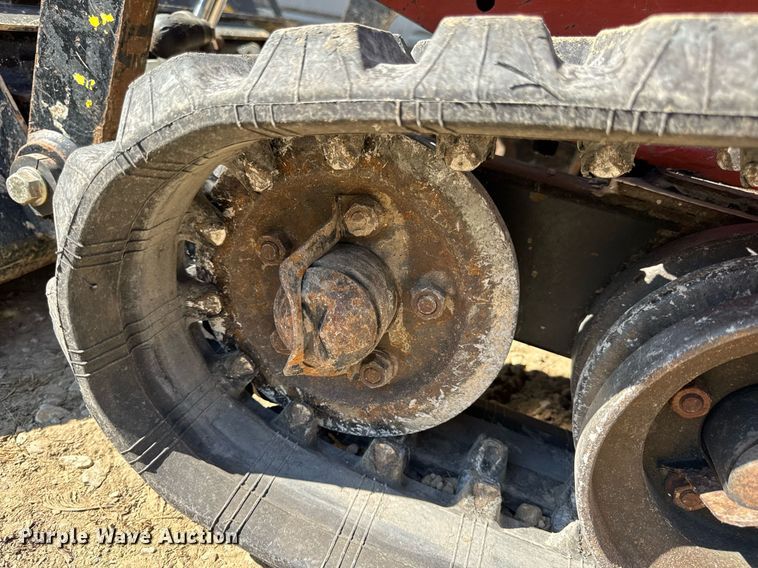 image for item EN4583 2018 Ditch Witch SK800 compact utility loader