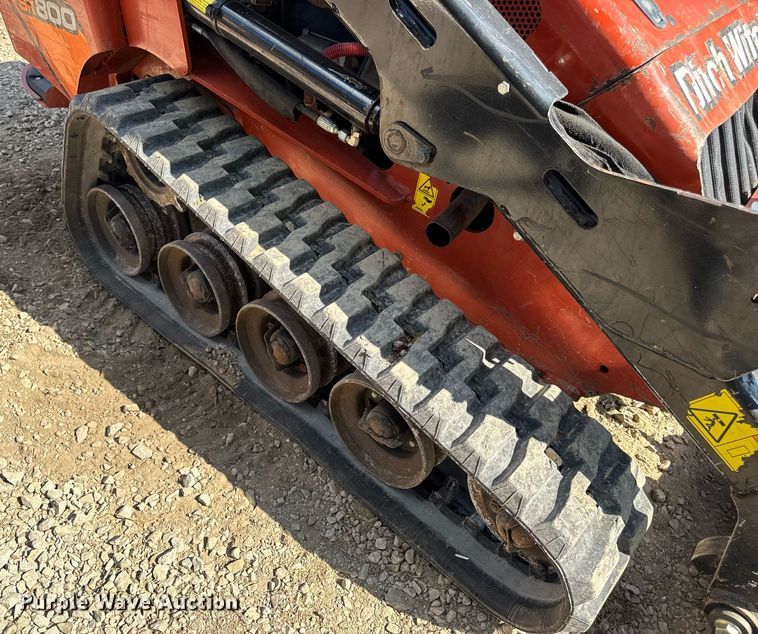 image for item EN4583 2018 Ditch Witch SK800 compact utility loader