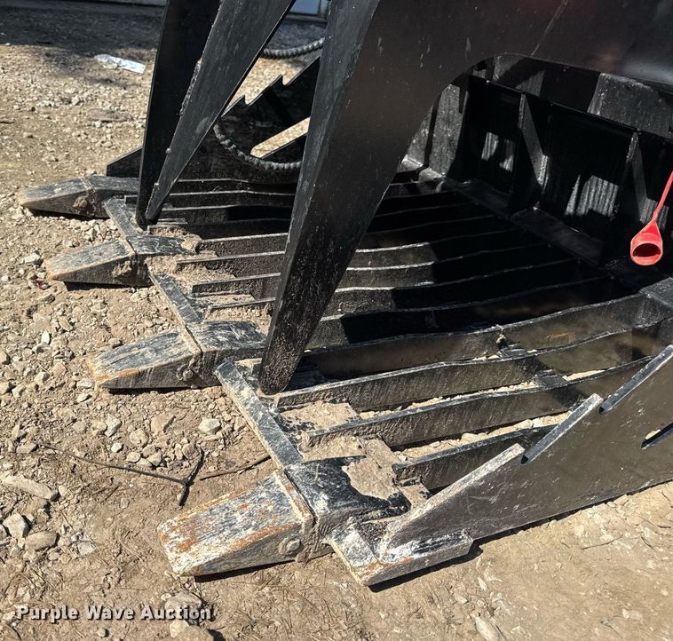 image for item EN4584 Titan Compact utility loader rock grapple bucket