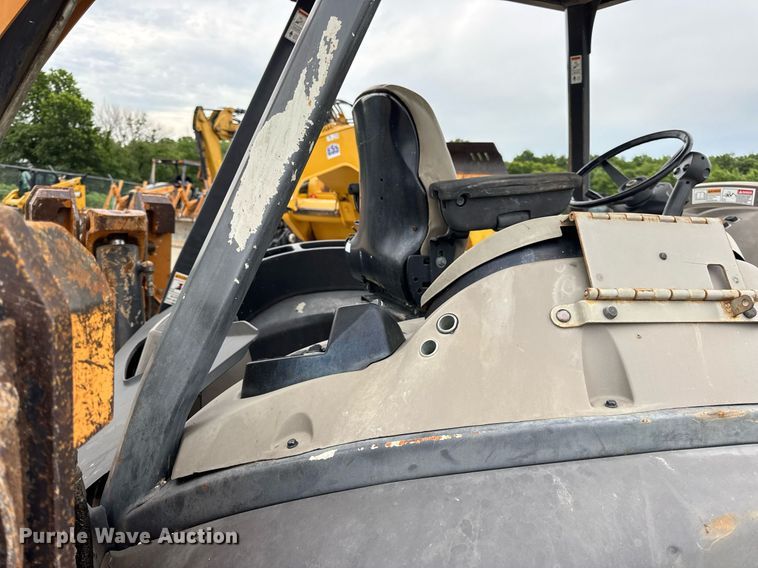 image for item EN4591 2012 Case 580 Super N backhoe