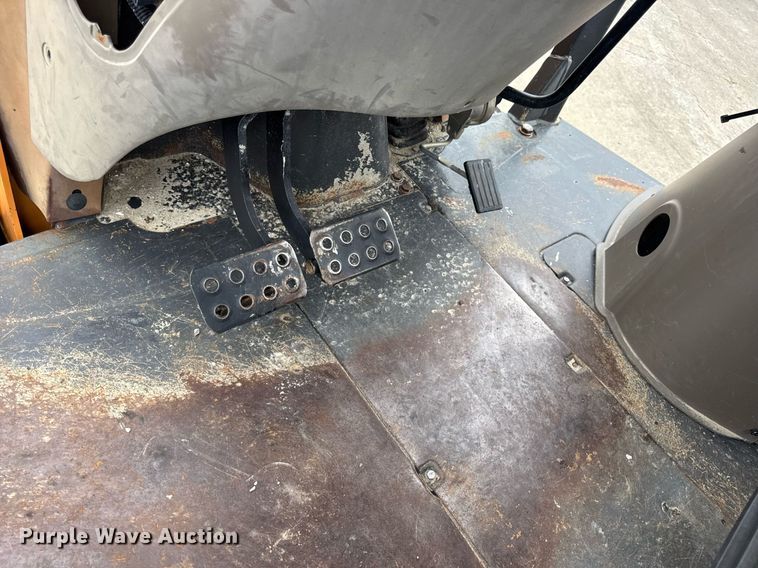 image for item EN4591 2012 Case 580 Super N backhoe