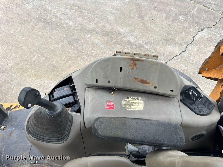 image for item EN4591 2012 Case 580 Super N backhoe