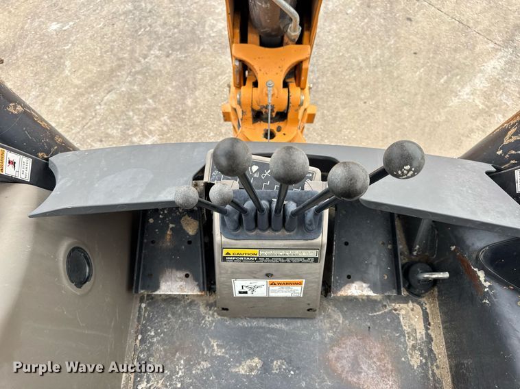 image for item EN4591 2012 Case 580 Super N backhoe