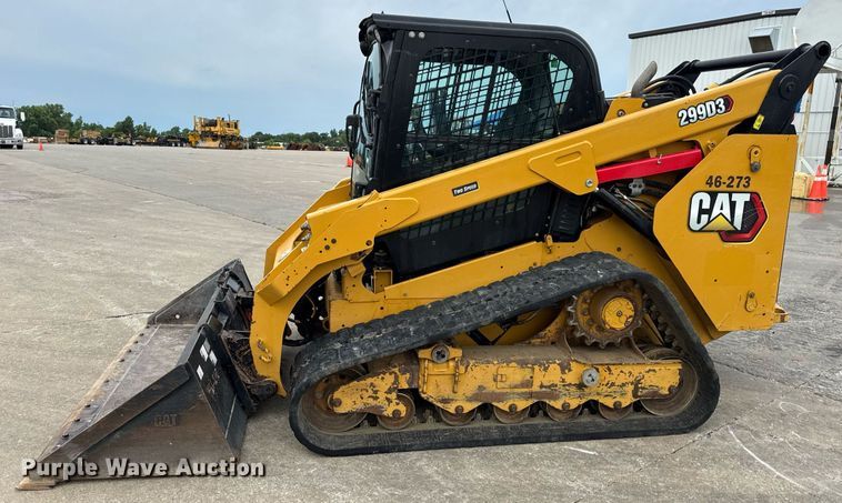 image for item EN4592 2021 Caterpillar 299D3 tracked skid steer loader