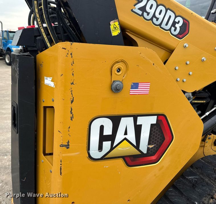 image for item EN4592 2021 Caterpillar 299D3 tracked skid steer loader