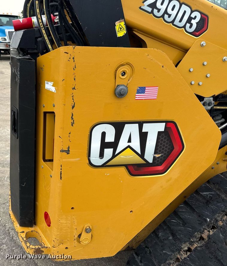 image for item EN4592 2021 Caterpillar 299D3 tracked skid steer loader