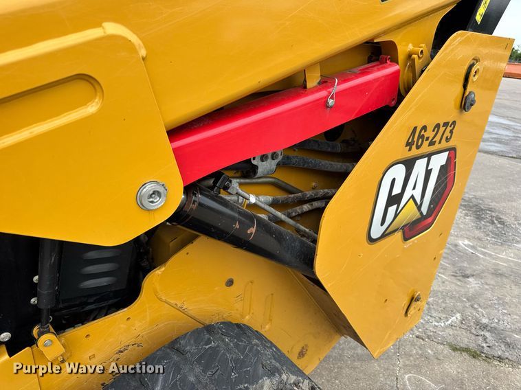 image for item EN4592 2021 Caterpillar 299D3 tracked skid steer loader