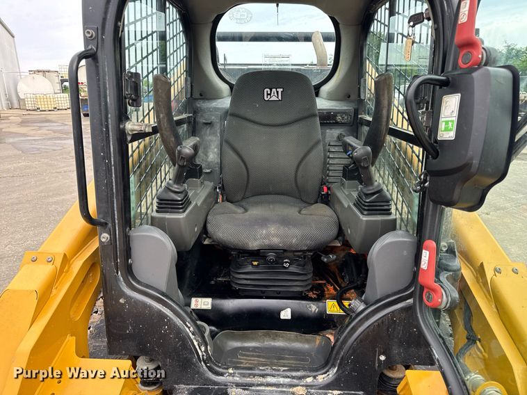 image for item EN4592 2021 Caterpillar 299D3 tracked skid steer loader