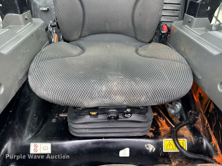 image for item EN4592 2021 Caterpillar 299D3 tracked skid steer loader