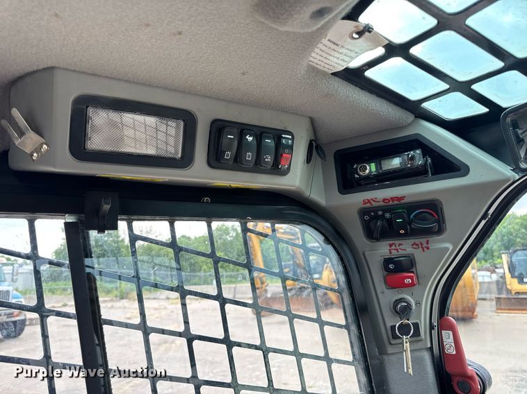 image for item EN4592 2021 Caterpillar 299D3 tracked skid steer loader