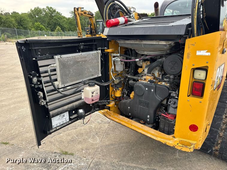 image for item EN4592 2021 Caterpillar 299D3 tracked skid steer loader