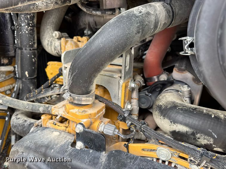 image for item EN4592 2021 Caterpillar 299D3 tracked skid steer loader