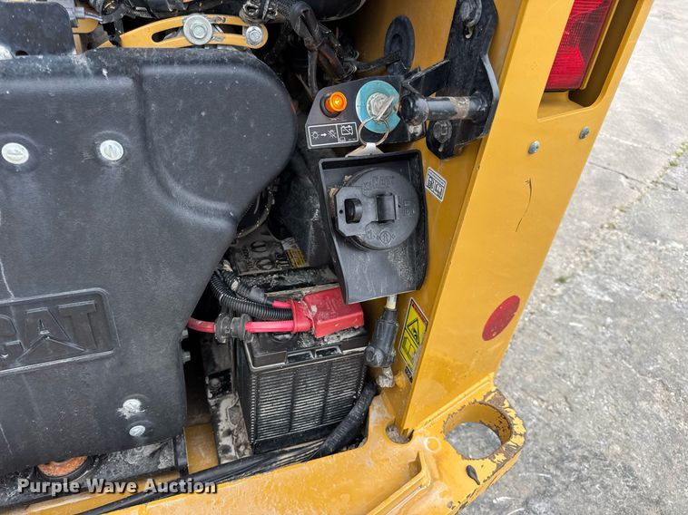 image for item EN4592 2021 Caterpillar 299D3 tracked skid steer loader