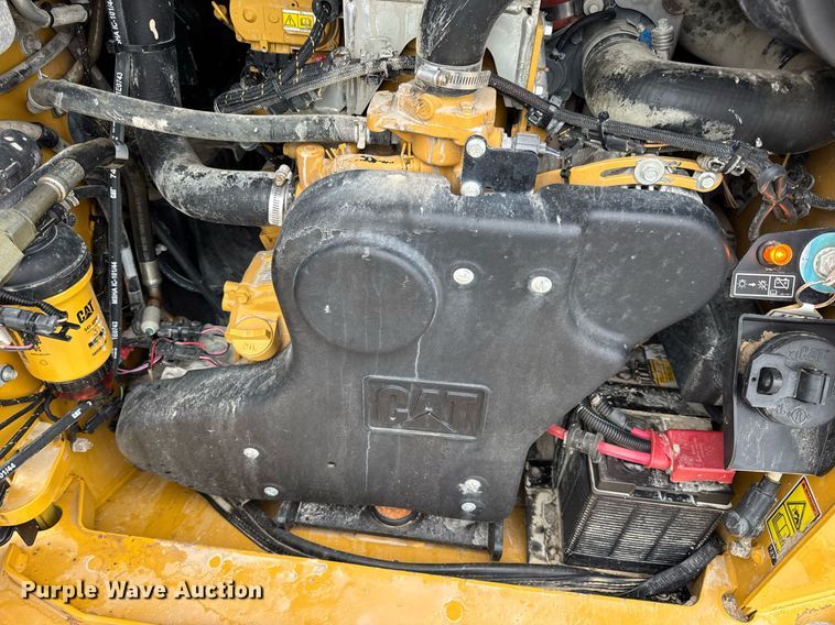 image for item EN4592 2021 Caterpillar 299D3 tracked skid steer loader