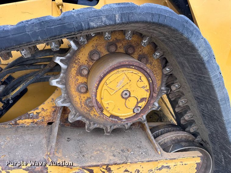 image for item EN4592 2021 Caterpillar 299D3 tracked skid steer loader