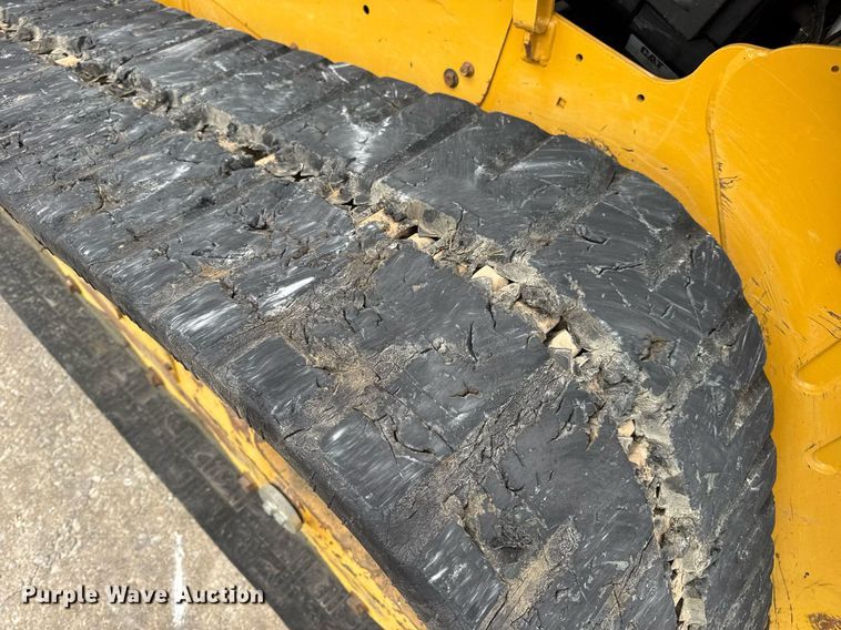 image for item EN4592 2021 Caterpillar 299D3 tracked skid steer loader