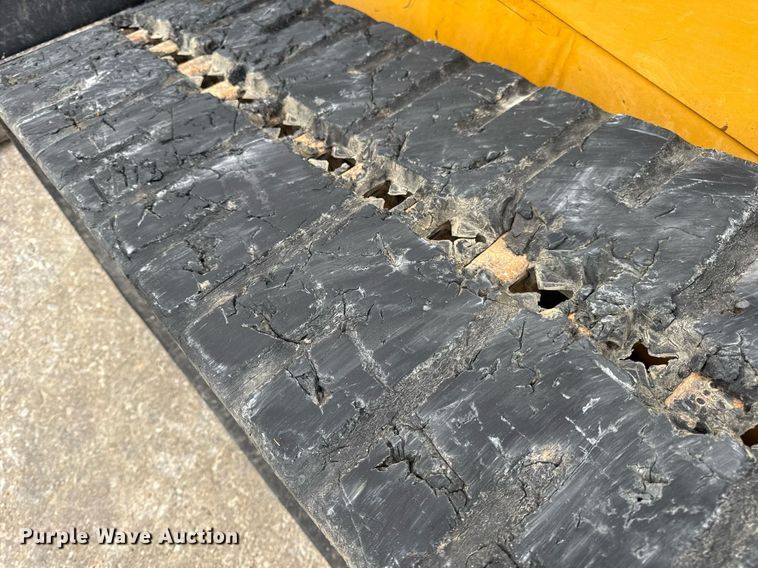 image for item EN4592 2021 Caterpillar 299D3 tracked skid steer loader