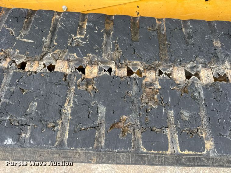 image for item EN4592 2021 Caterpillar 299D3 tracked skid steer loader