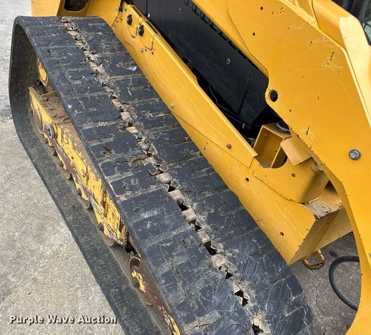 image for item EN4592 2021 Caterpillar 299D3 tracked skid steer loader