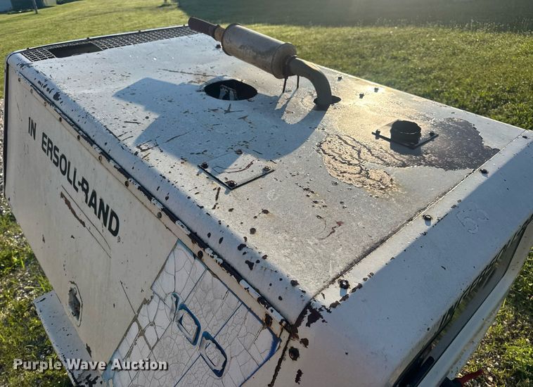 image for item EN4607 Ingersoll-Rand P-100-W-W air compressor