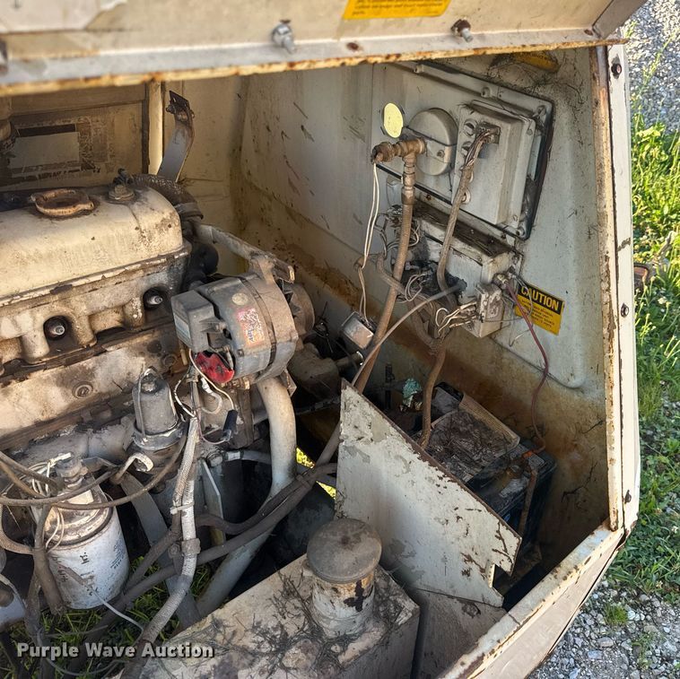 image for item EN4607 Ingersoll-Rand P-100-W-W air compressor