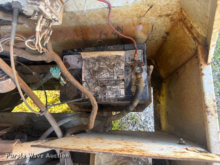 image for item EN4607 Ingersoll-Rand P-100-W-W air compressor