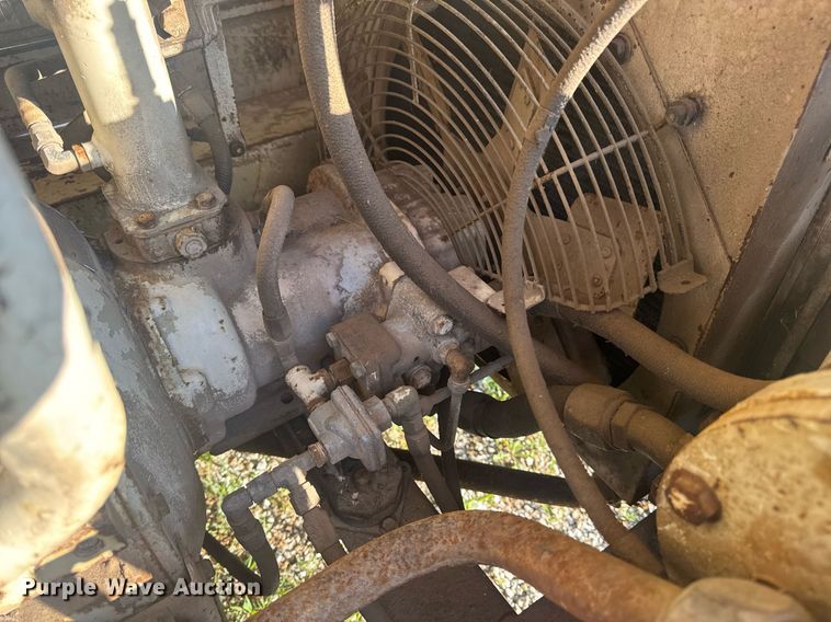 image for item EN4607 Ingersoll-Rand P-100-W-W air compressor