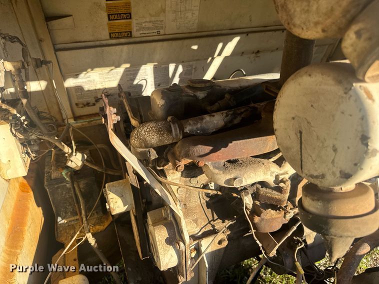 image for item EN4607 Ingersoll-Rand P-100-W-W air compressor